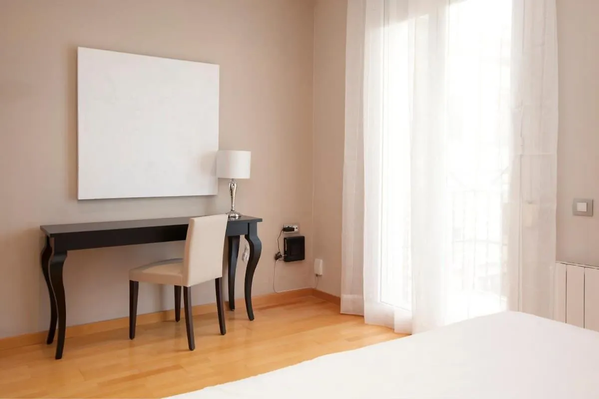 Gran Via Modern And Bright 3Bd With Terrace Apartment Barcelona